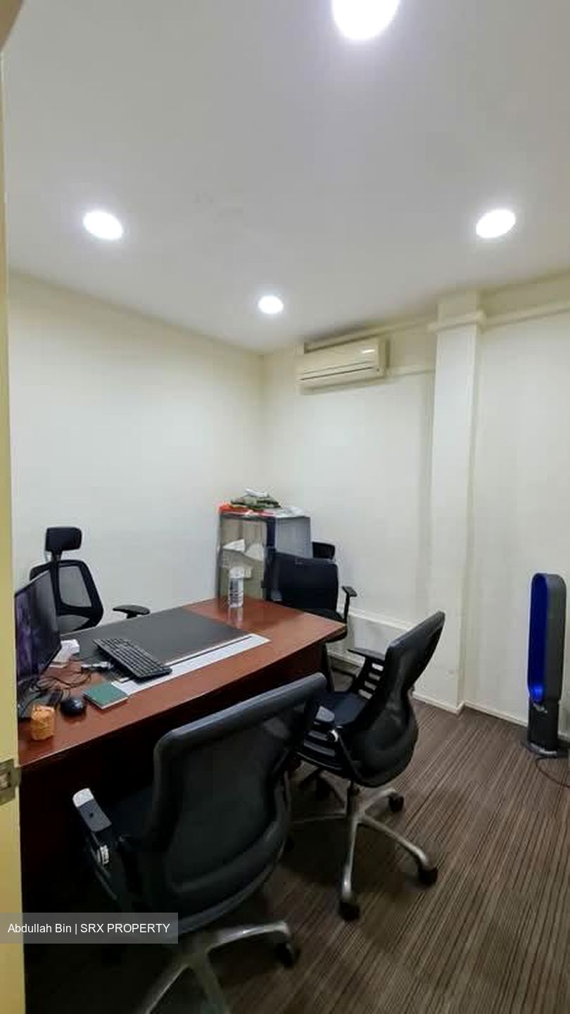 Serangoon Road (D8), Shop House #550199761